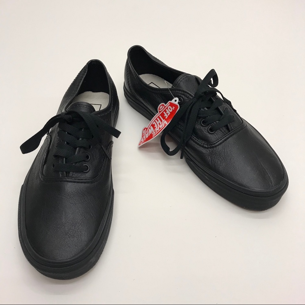 New VANS authentic. Real leather. Black. Mens 9.5